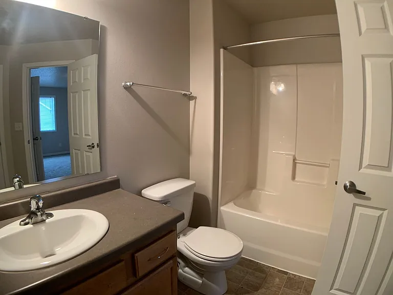 Westport Beach Townhomes — Photo 54