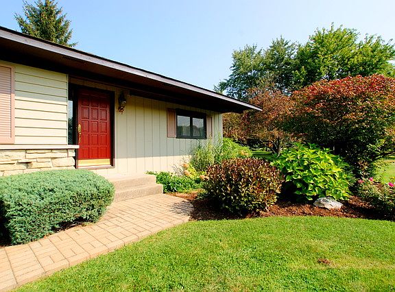 4th image of 26538 N Pond Shore Dr