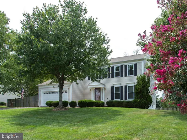 10305 Jayeselle Dr, Manassas, VA 20110