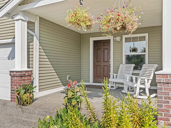 4th image of 33218 42nd Avenue S