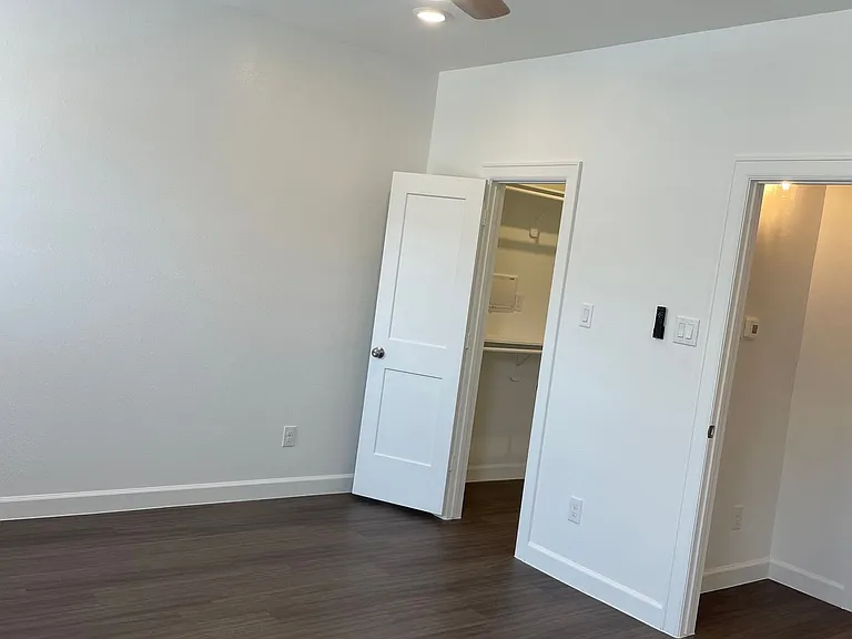 Ashley Crest — Photo 26