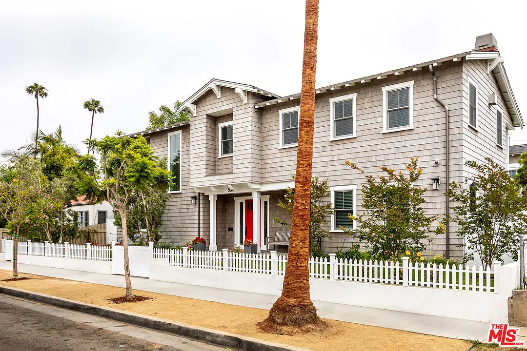 5 bed, 6.5 bath, 7013 sqft, $35,000 — Photo 3