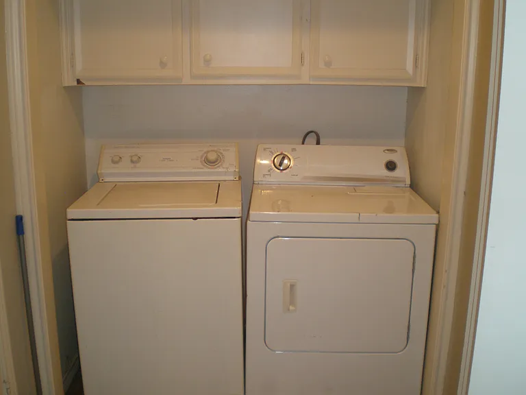 10119 Regal Park Ln — Photo 11