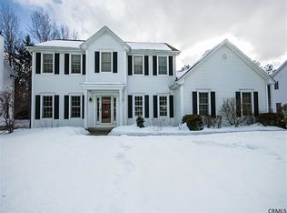 48 Spruce St, Clifton Park, NY 12065