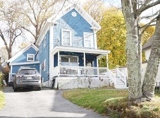 85 Beech St, Lowell, MA 01850