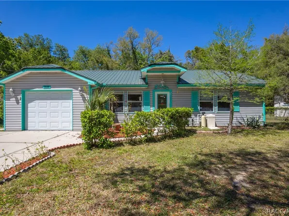7035 W Village Dr, Homosassa, FL 34446
