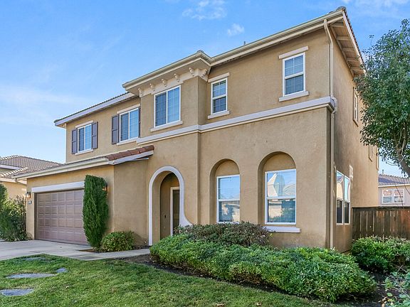 5th image of 22423 Maidenhair St