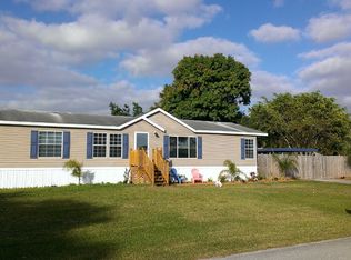 124 Crane Ln, West Palm Beach, FL 33415