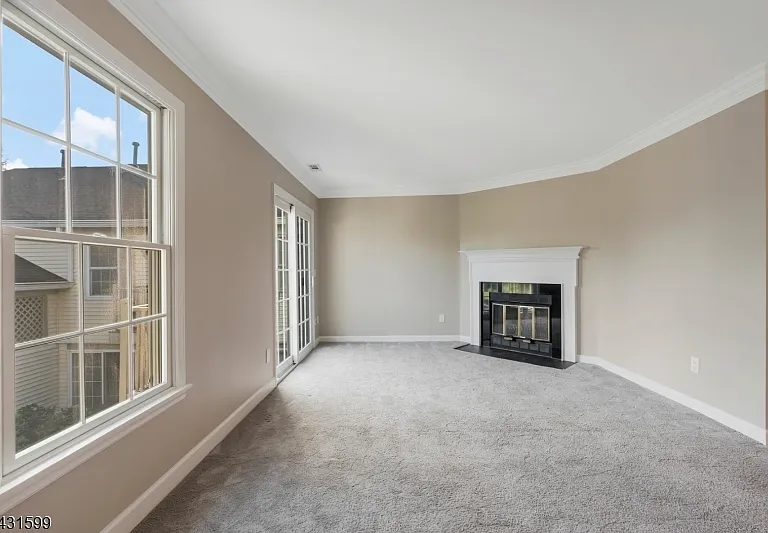 24 Spring Valley Blvd — Photo 4