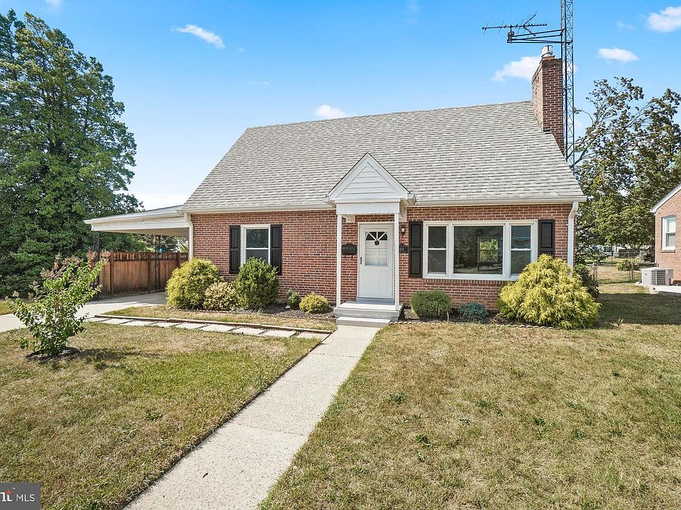 1st image of 607 Grant Pl