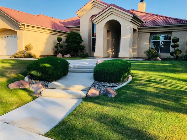 12505 Crown Crest Dr, Bakersfield, CA 93311