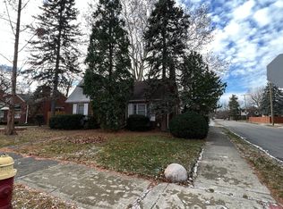 3963 Yorkshire Rd, Detroit, MI 48224