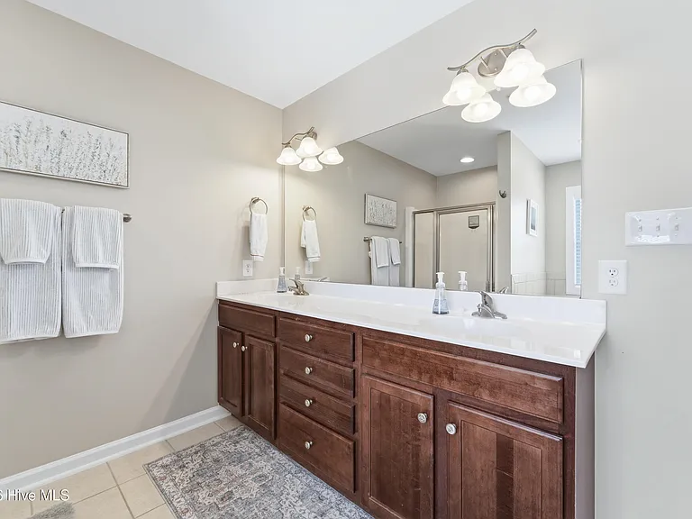 107 McKinnon Pl — Photo 16