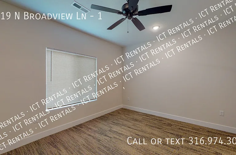 1119 N Broadview Ln #1 — Photo 6