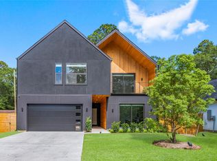 10516 Longleaf Dr, Conroe, TX 77385