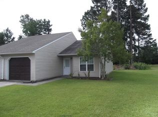 110 Village Ct, Havelock, NC 28532