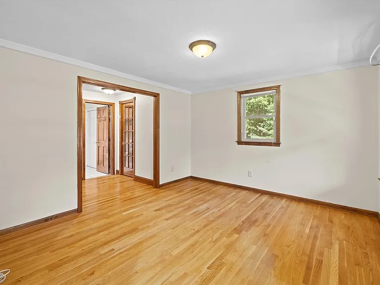 57 Harvest Wood Dr — Photo 6