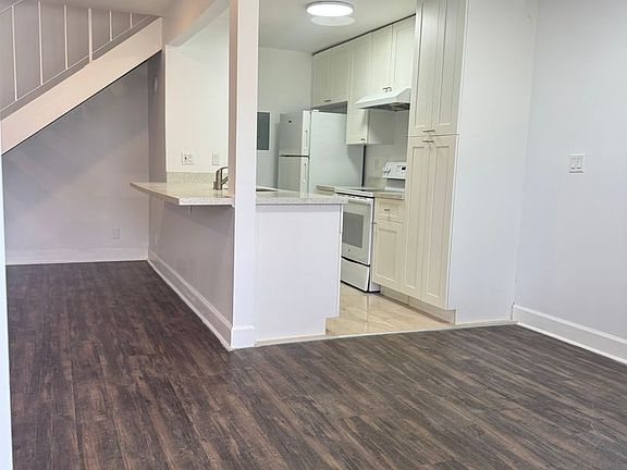 2nd image of 807 W Tiffany Dr APT 2