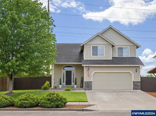 609 Royal Tern Ave, Halsey, OR 97348