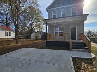 519 Rogers Lake Rd, Kannapolis, NC 28081