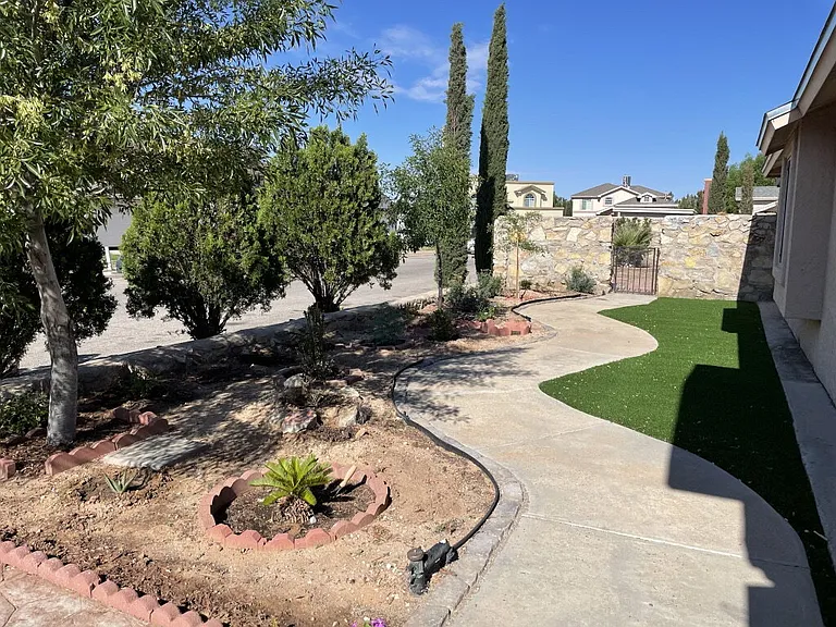 3057 Manny Aguilera Dr — Photo 24
