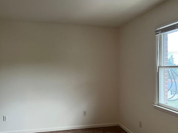 3rd image of 526 N 24th St