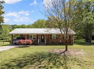 151 Ginn St, Carnesville, GA 30521