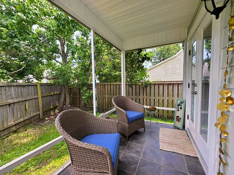 949 Osprey Ct — Photo 42