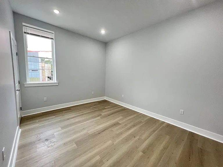 2945 Wharton St — Photo 28