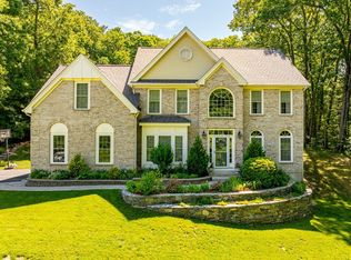 34 Beechwood Cir, Northborough, MA 01532