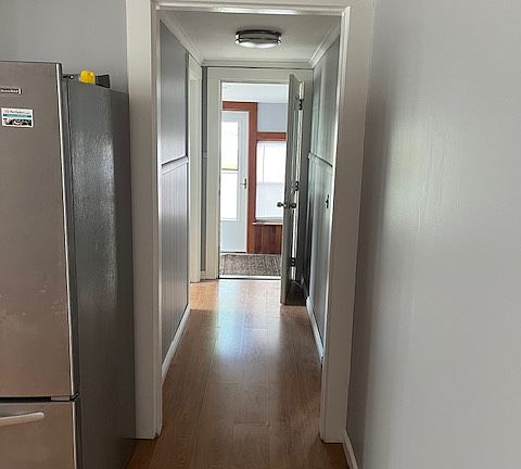 2nd image of 39 Union St