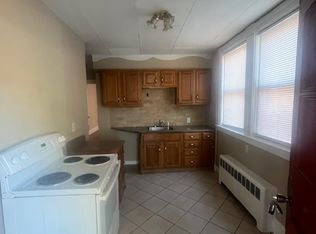 1499 Main St #6, East Hartford, CT 06108