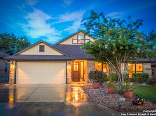 2708 Crest Ridge Dr, New Braunfels, TX 78132