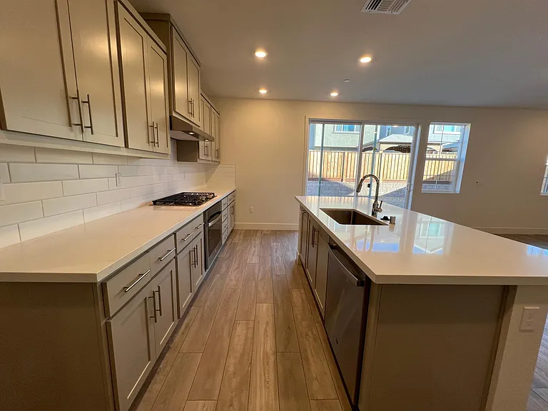 5312 Hinton Dr — Photo 35