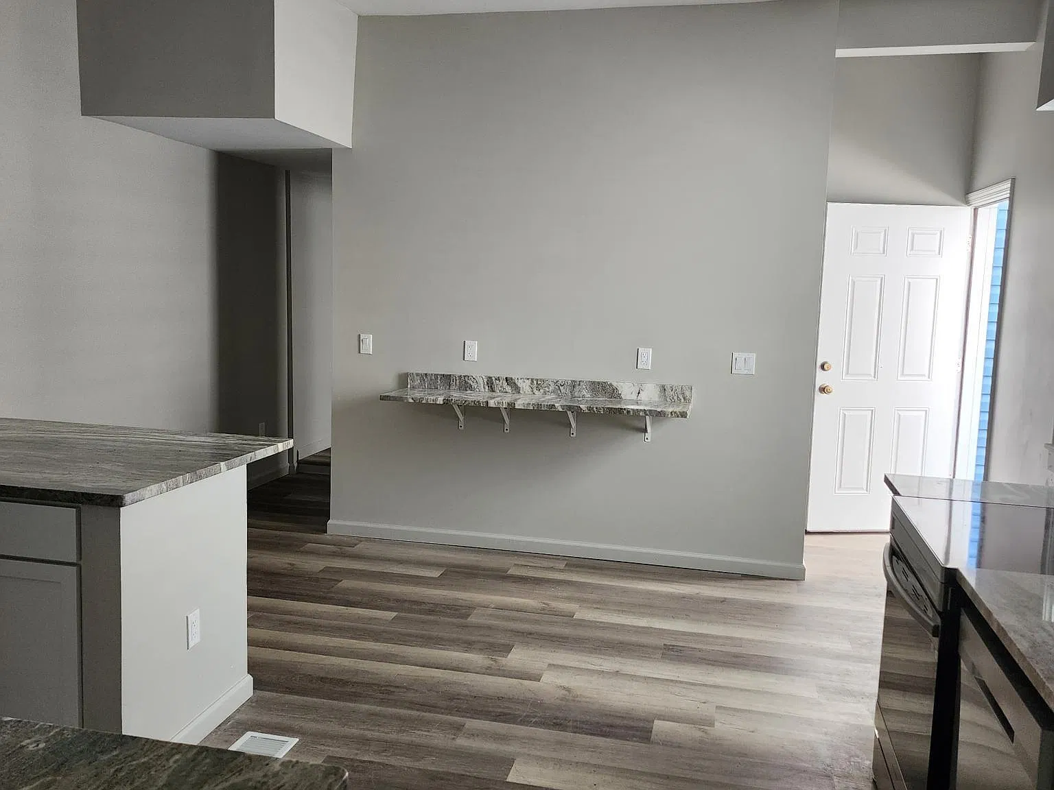 316 Klotter Ave — Photo 2