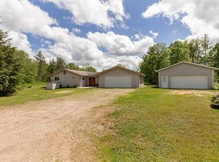 7527 28th St SW, Staples, MN 56479