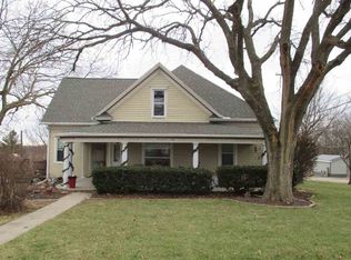 211 Nichols St, Pickrell, NE 68422