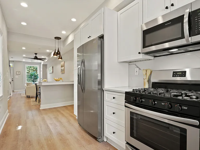 3207 Sherman Ave NW — Photo 15