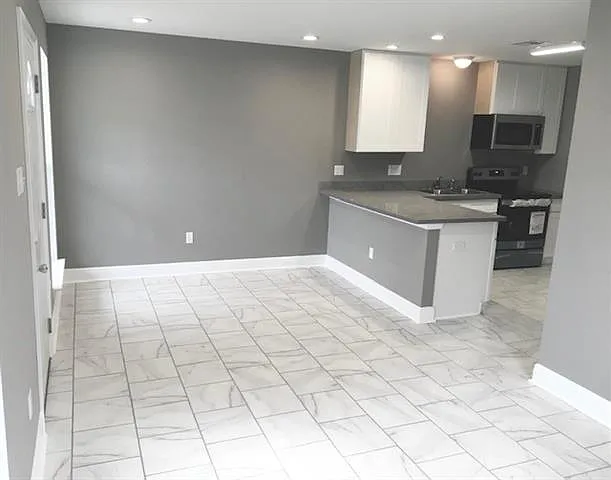 307 5th St #B — Photo 3