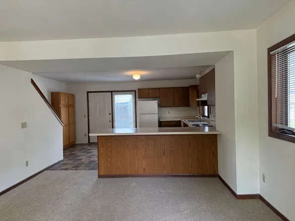 210 Mills St, 210 S Mills St #B, Madison, WI 53715