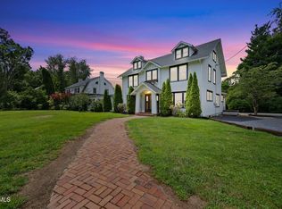 217 North St, Marion, VA 24354