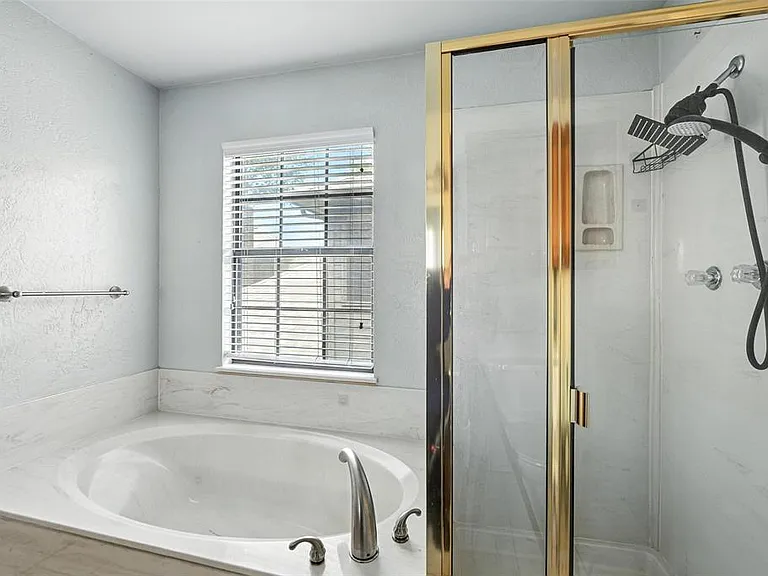 300 Saint Emelion Ct — Photo 20