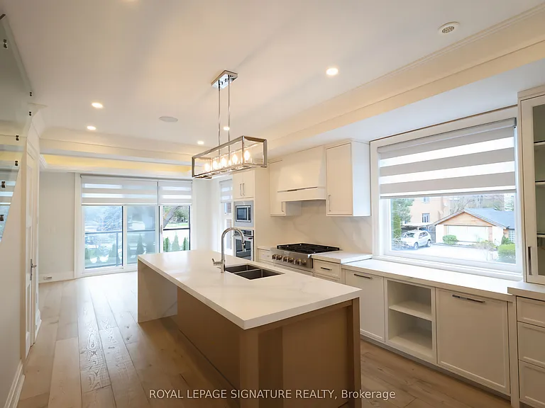 3062 Bayview Ave — Photo 7
