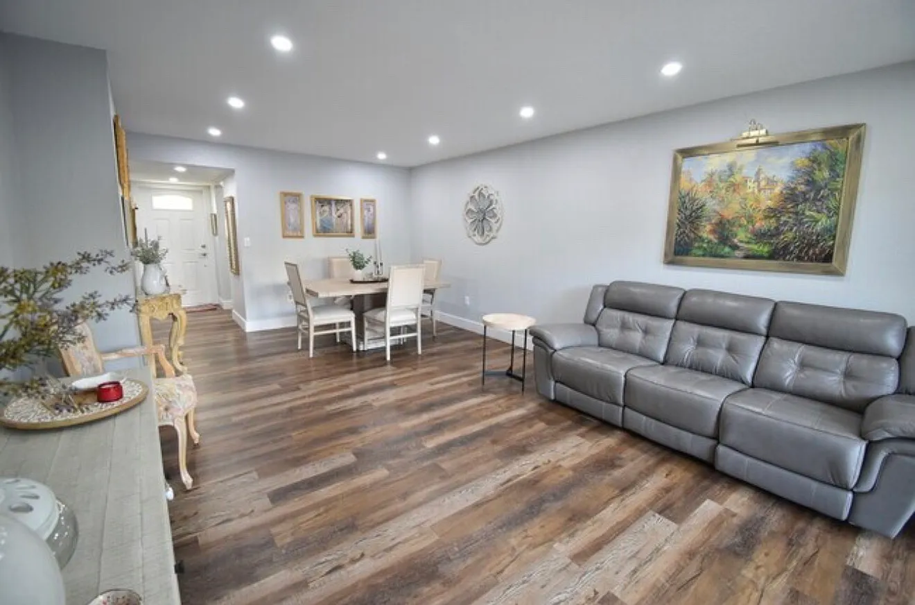2 bed, 1070 sqft, $2,500 — Photo 4