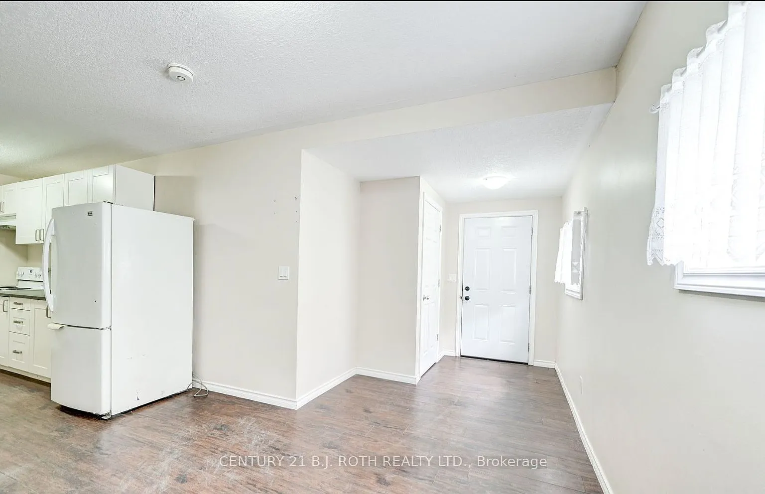 1 bed, $1,600 — Photo 4