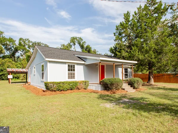 2409 Adams St, Waycross, GA 31501