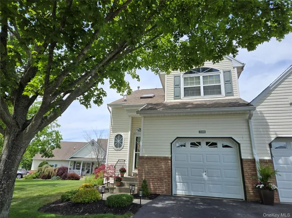 2106 Nicole Drive, Port Jefferson Station, NY 11776