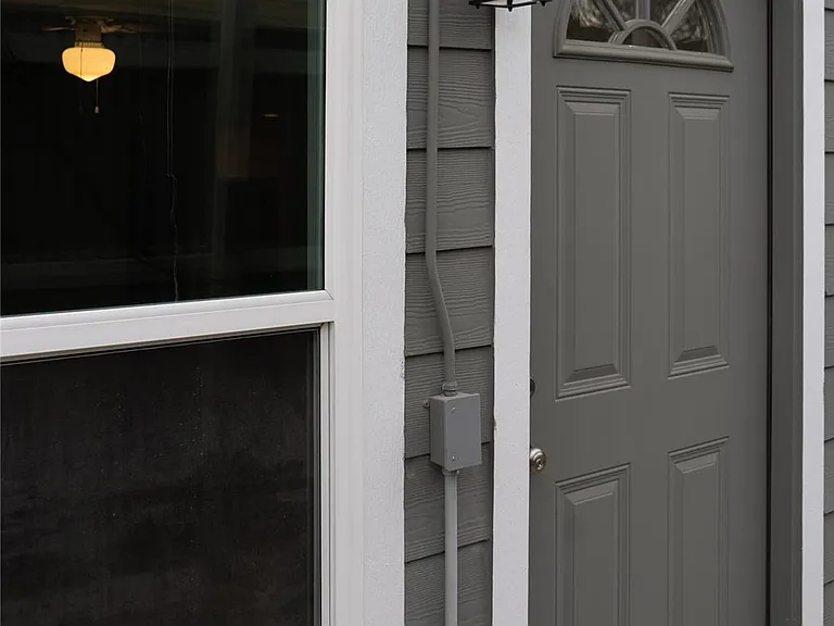 97 Anthony St #B — Photo 13
