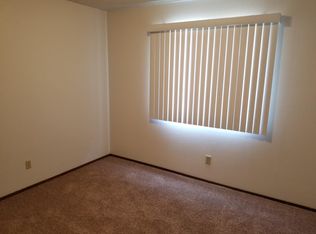 1117 Tiffany Pl APT 10, Waterloo, IA 50701