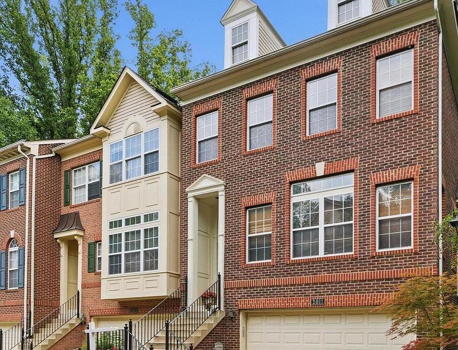 1st image of 2011 Ashleigh Woods Ct